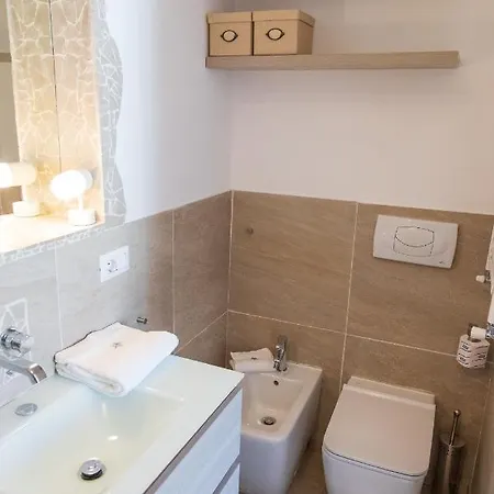 Apartman Zefiro Zona Mare E San Bartolo By Yohome *